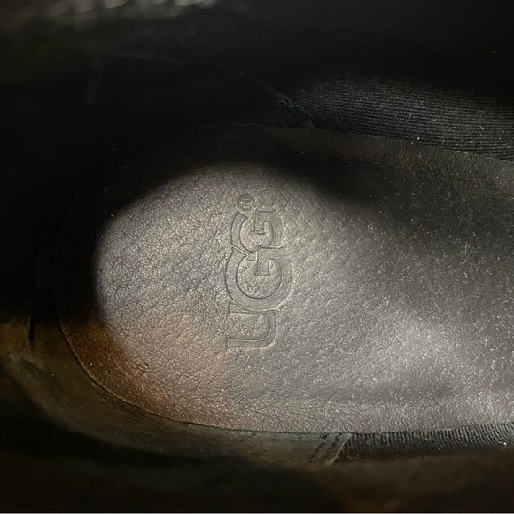 UGG Pixley Black Heeled Bootie 9 - Picture 11 of 13